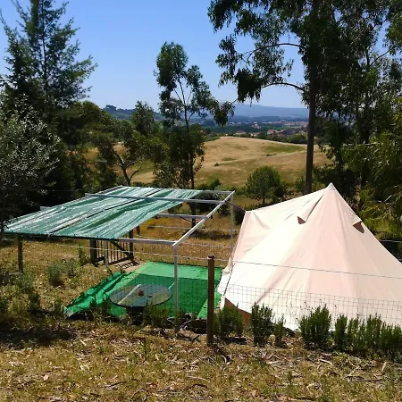 Herdade Da Hera אזמבוז'ה